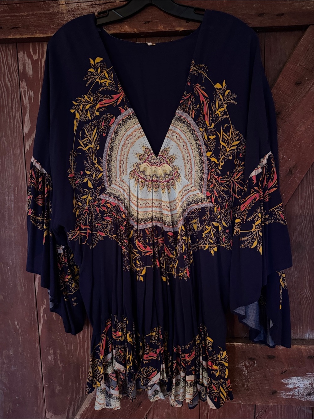 Free People navy print deep V neck gathered ruffle sleeve flowy boho top. Medium